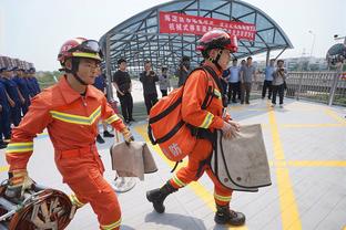 半岛客户端下载量